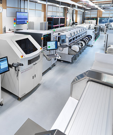 EMS SMD Produktionslinie von Ginzinger